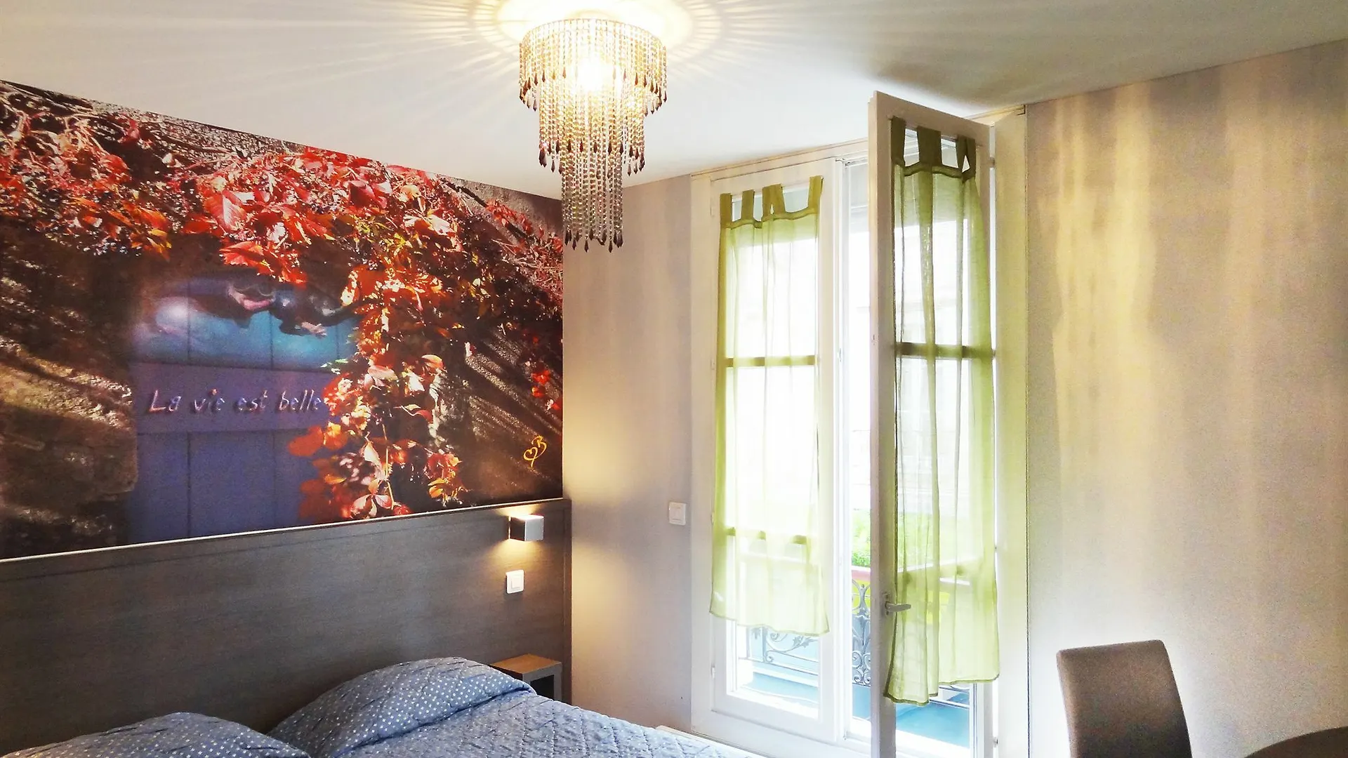 Amélie Hotel 2*