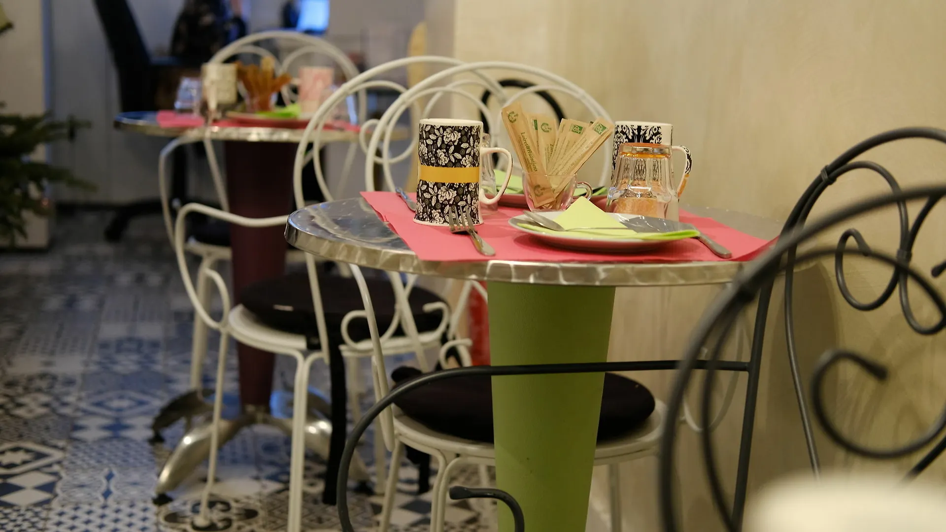 Hotel Amélie 2*